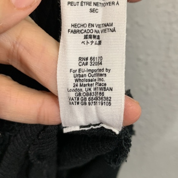 Free People Catalina Thermal Top Black Ling Sleeve     size M - Picture 8 of 15